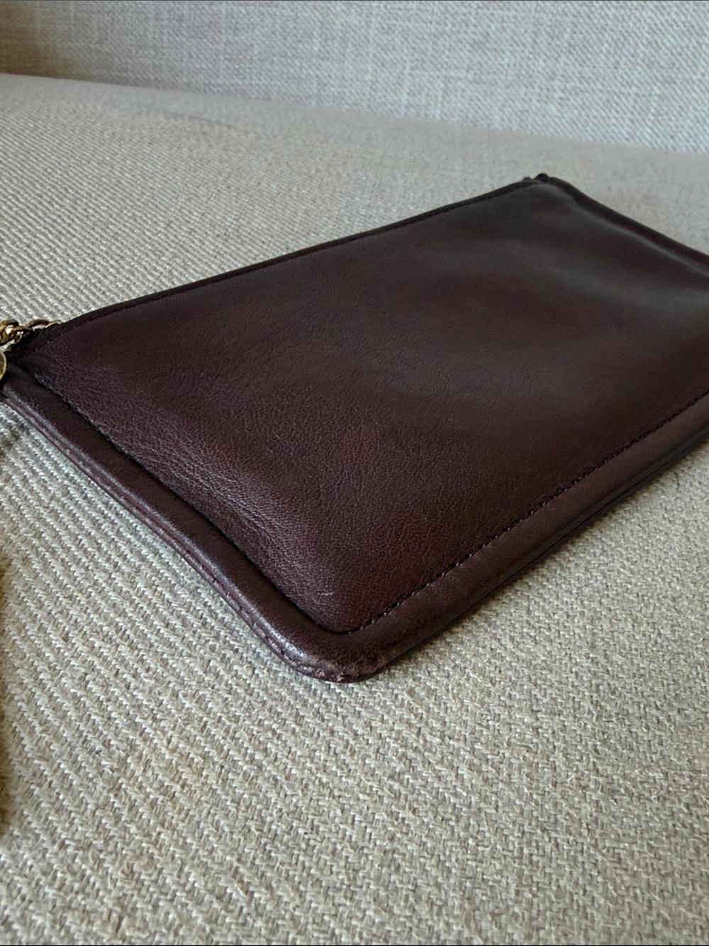 Coach Vintage Dark Brown Leather "Skinny Case" (Style 7170) - Picture 8 of 10